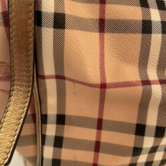 Burberry Haymarket tote - Picture 4 of 17